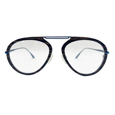 नए ऑप्टिकल फ़्रेम